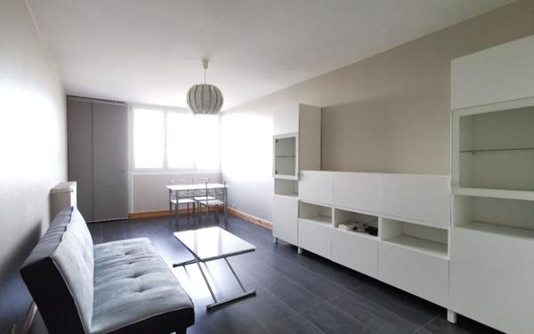 Appartement à louer    1 pièce •  Mons-en-Baroeul