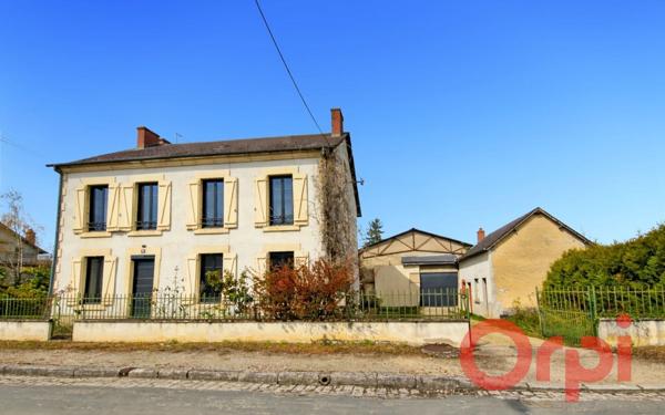 Maison à vendre    5 pièces •  Sancoins