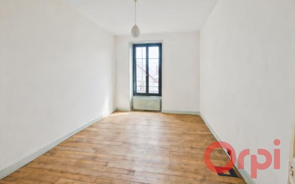 Maison à vendre    5 pièces •  Sancoins