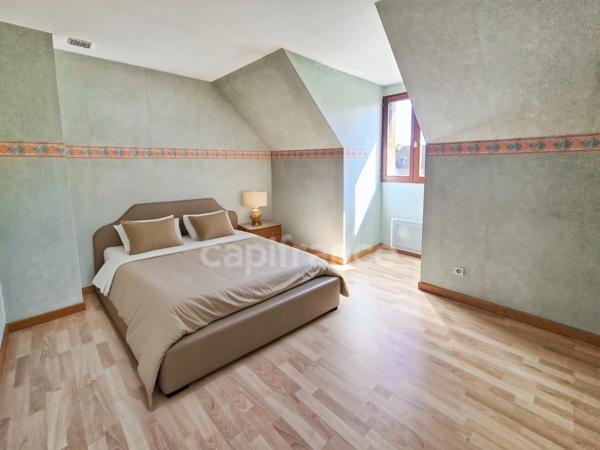 Maison familiale 5 pièces 130m2 4 chambres, piscine chauffée