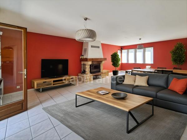 Maison familiale 5 pièces 130m2 4 chambres, piscine chauffée