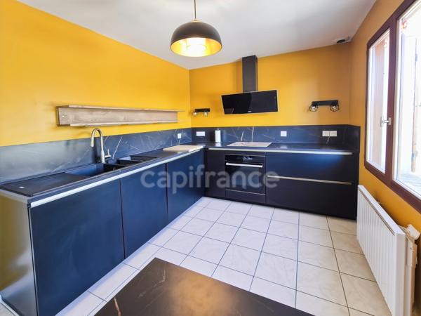 Maison familiale 5 pièces 130m2 4 chambres, piscine chauffée