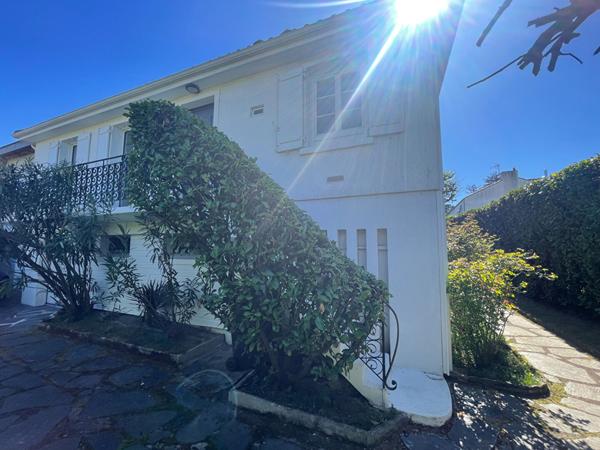 Maison Basse Goulaine 10 pièce(s) 183 m2 - VENTE INTERACTIVE