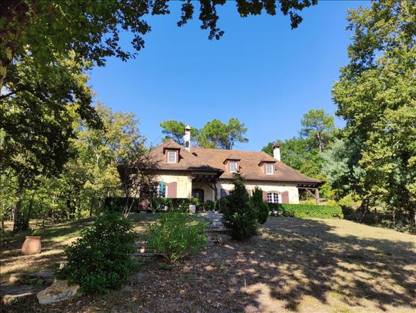 Maison à vendre |  Le Fleix |  6 pièces | 180 m²