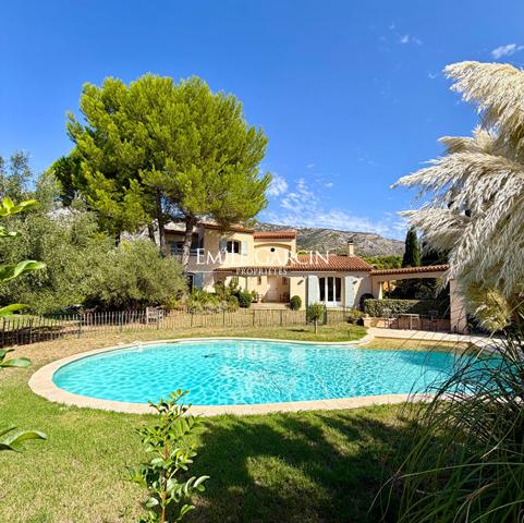 A vendre - Maison de caractère - Puyloubier