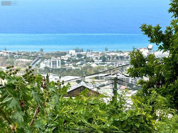 Terrain à Batir à vendre à Saint-Denis à la Réunion (97400), ref : 97424/122   
BOIS DE NEFLES ST CLOTILDE