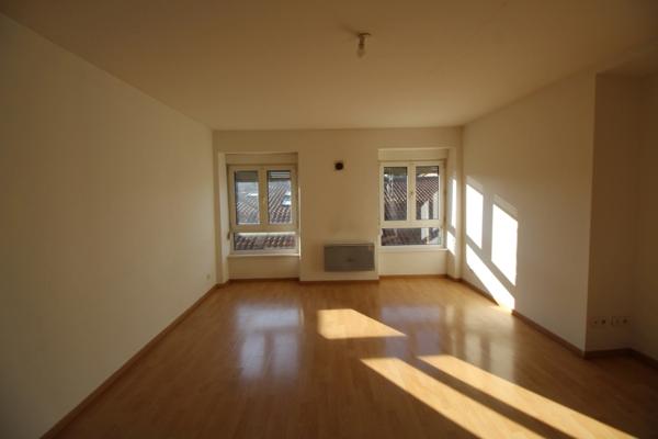 Appartement à louer 3 pièces BOUZONVILLE (57)