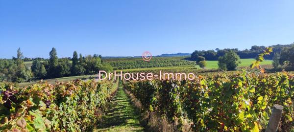 Bien immobilier à vendre 8 pièces de 250 m²