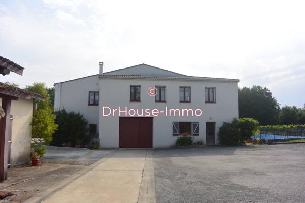 Bien immobilier à vendre 8 pièces de 250 m²