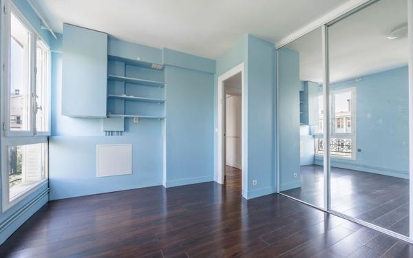Appartement à vendre    3 pièces • 57,60 m2 Paris 12