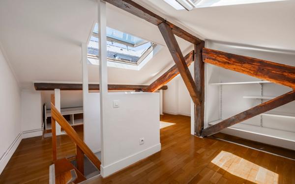 Appartement à vendre    3 pièces • 57,60 m2 Paris 12