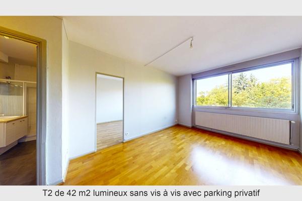 Appartement
         2 pièces
        - 42 m² Exclusivité 125 000 € *