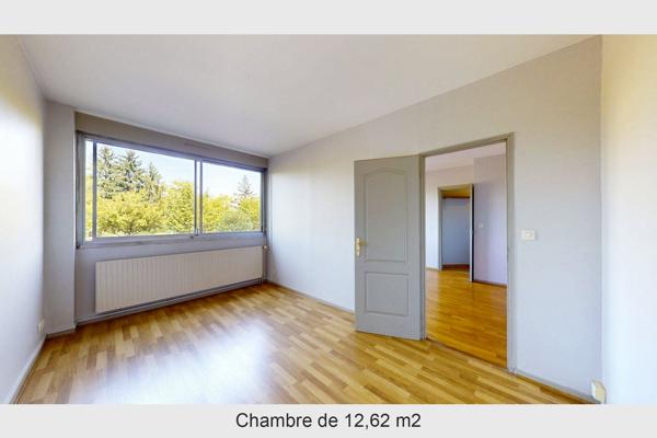 Appartement
         2 pièces
        - 42 m² Exclusivité 125 000 € *