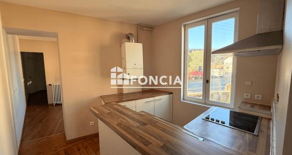 Location Appartement 2 pièces 47.63 m² - Bourgoin-jallieu 38300