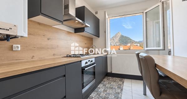 Location Appartement 3 pièces 51.86 m² - Fontaine 38600
