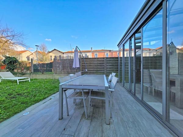 MAISON ANCIENNE 4 CHAMBRES  AVEC JARDIN