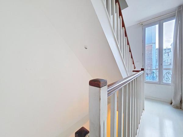 MAISON ANCIENNE 4 CHAMBRES  AVEC JARDIN