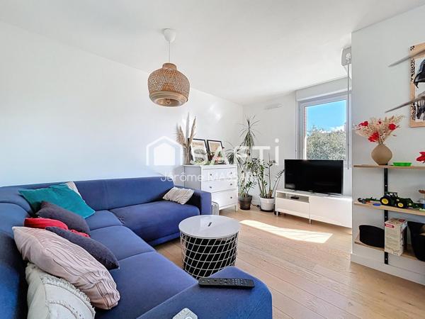 RARE – Appartement T4 (aménagé en T3)  avec balcon