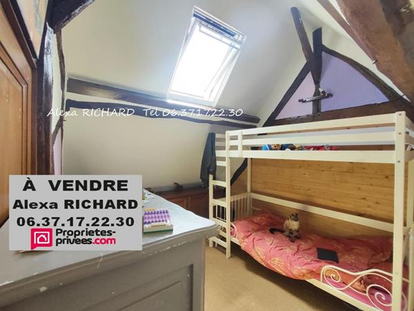 Maison  à vendre de 11 pièces 8 chambres  218 m2 avec piscine ensemble immobilier