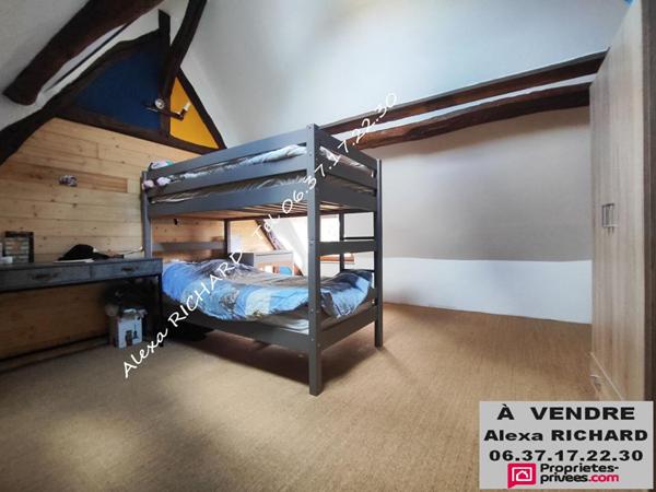 Maison  à vendre de 11 pièces 8 chambres  218 m2 avec piscine ensemble immobilier