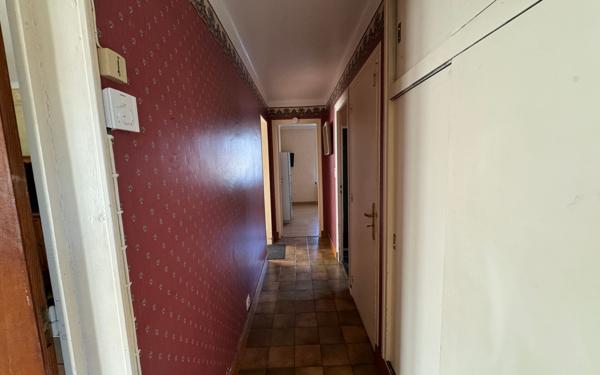 Maison à vendre    6 pièces • 121 m2 Conches-en-Ouche