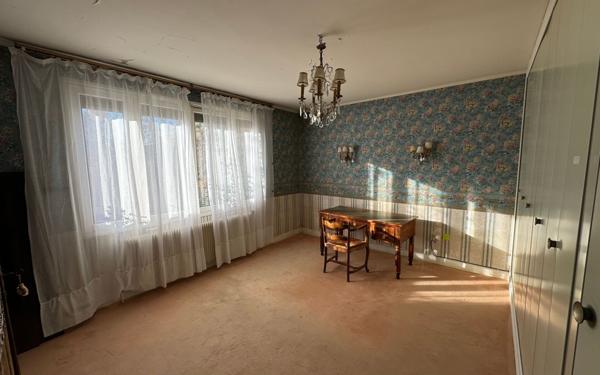 Maison à vendre    6 pièces • 121 m2 Conches-en-Ouche