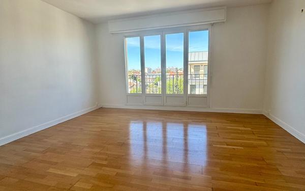 Appartement à vendre    3 pièces • 64,96 m2 Saint-Maur-des-Fossés