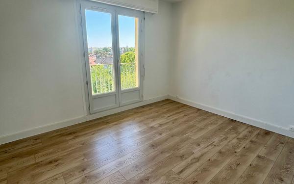 Appartement à vendre    3 pièces • 64,96 m2 Saint-Maur-des-Fossés