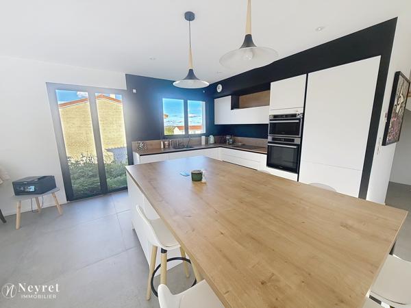 Maison neuve – 132 m² habitables + garage – Terrain 400 m² – 4 chambres – Piscine