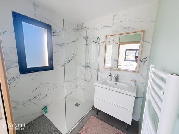 Maison neuve – 132 m² habitables + garage – Terrain 400 m² – 4 chambres – Piscine
