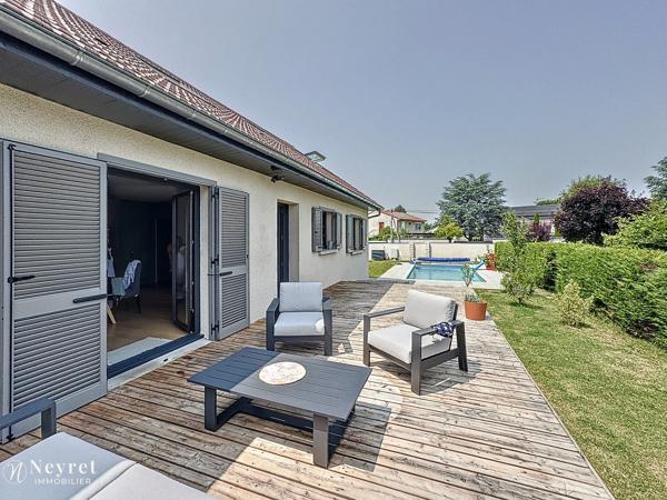 Veauche, idéalement placée maison 160m² implantée sur 1000m² de terrain.