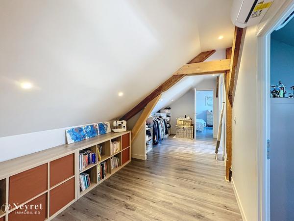 Veauche, idéalement placée maison 160m² implantée sur 1000m² de terrain.