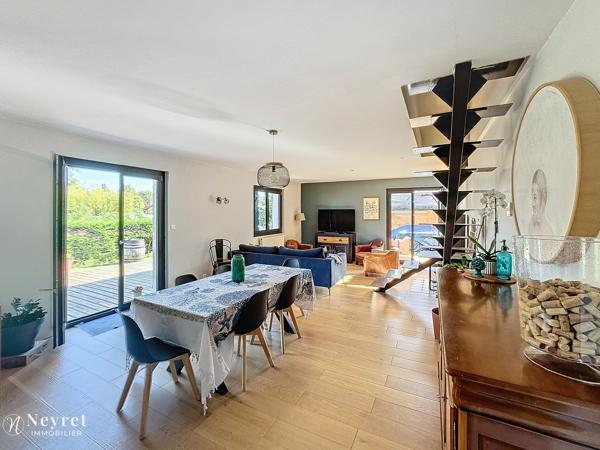 Veauche, idéalement placée maison 160m² implantée sur 1000m² de terrain.