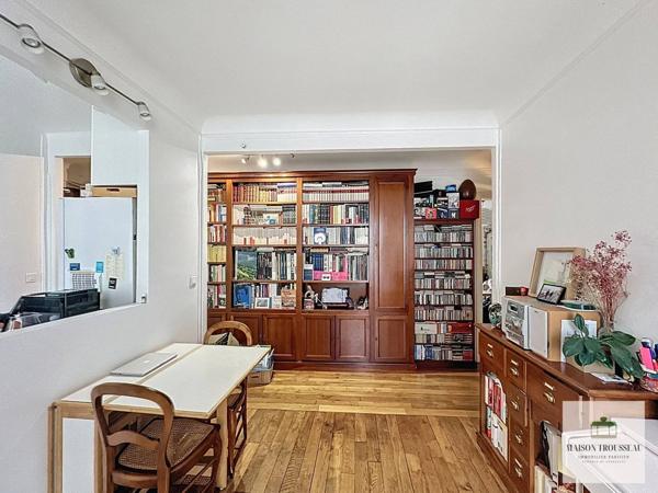 Charmant trois-pièces lumineux avec cachet de l’ancien