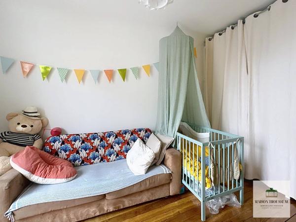 Charmant trois-pièces lumineux avec cachet de l’ancien