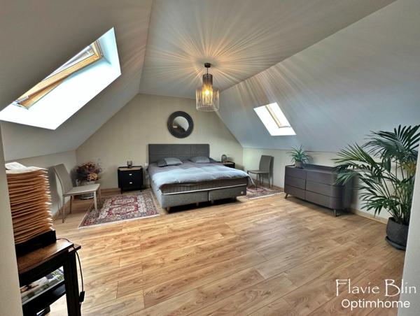 Maison à vendre 6 pièces NEAUPHLETTE (78)