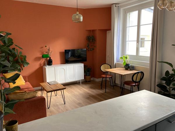 Tours Prébendes, Appartement avec jardin privatif