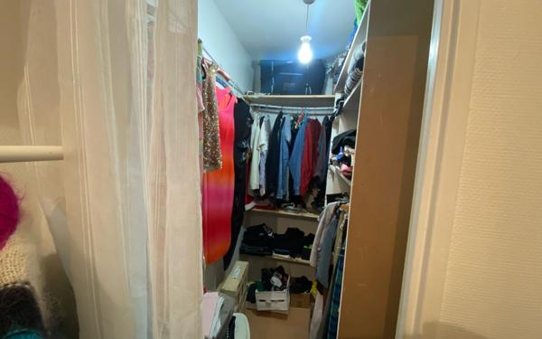 Appartement à vendre    1 pièce • 30 m2 Bagnolet