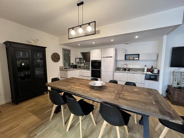 Transaction immobilière  RARE – La Rochelle - T4 de 100 m² - Avec terrasse et garage