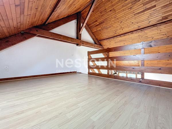 Appartement à louer 650€ CC / Brive zone OUEST - Chambre mezzanine - garage - terrasse - Clim réversible