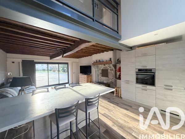 Maison à vendre 8 pièces 214 m² Saint-Georges-de-Mons