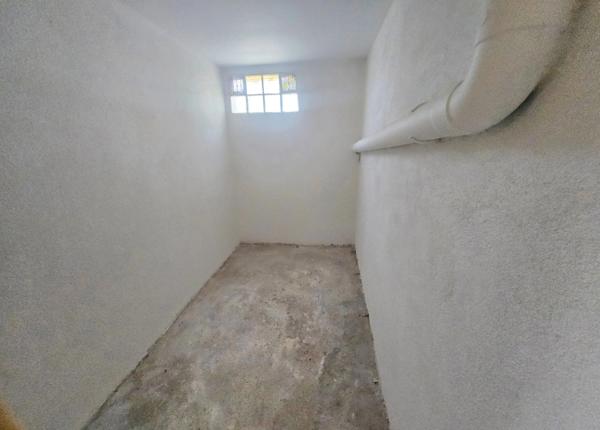 MARIGNANE – Studio rénové avec jardin, balcon et sous-sol de 32,70 m² offrant un fort potentiel !