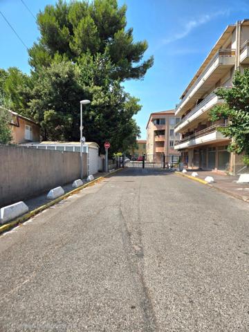 MARIGNANE – Studio rénové avec jardin, balcon et sous-sol de 32,70 m² offrant un fort potentiel !