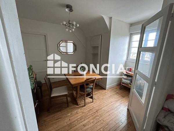 Location Appartement 4 pièces 90.5 m² - 5 PLACE SAINT JEAN Flers 61100