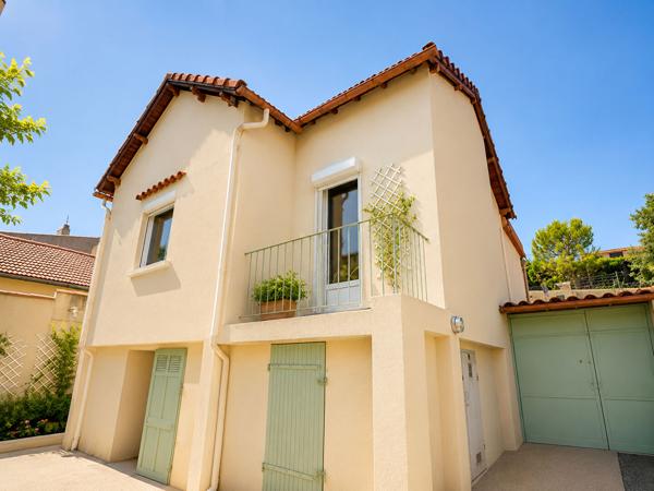LES OLIVES Marseille 13013- Maison de type 3 avec terrasse, jardin, dépendances