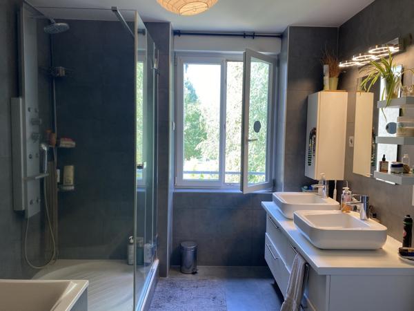 Riedisheim maison de caractère 4 chambres - Jardin - Fort potentiel