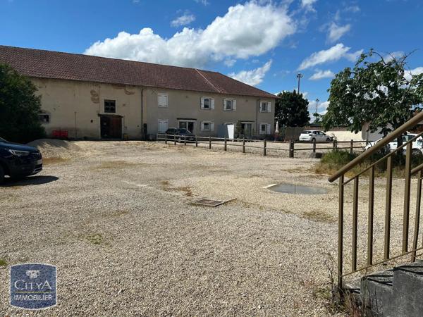 Appartement à louer 2 pièces 49.73m² Lent (01240)