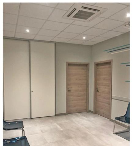 LONGWY, CABINET OU BUREAU DE 62 M² AVEC 4 PIECES + 2 EMPLACEMENTS PRIVATIFS POUR LE STATIONNEMENT