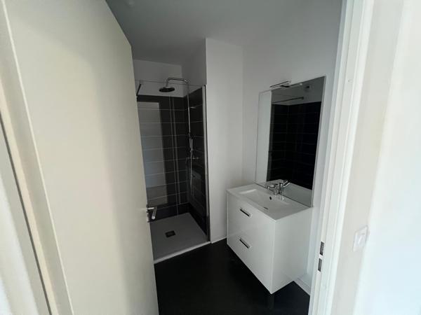 Agde (34300) Studio à l'année - AGDE