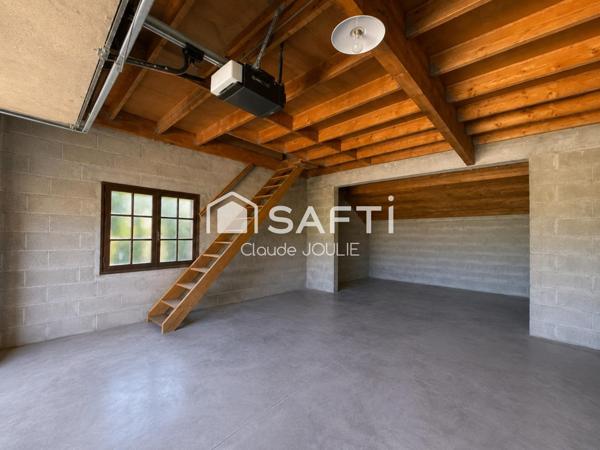 Garage de 138 m² (transformable en habitation)